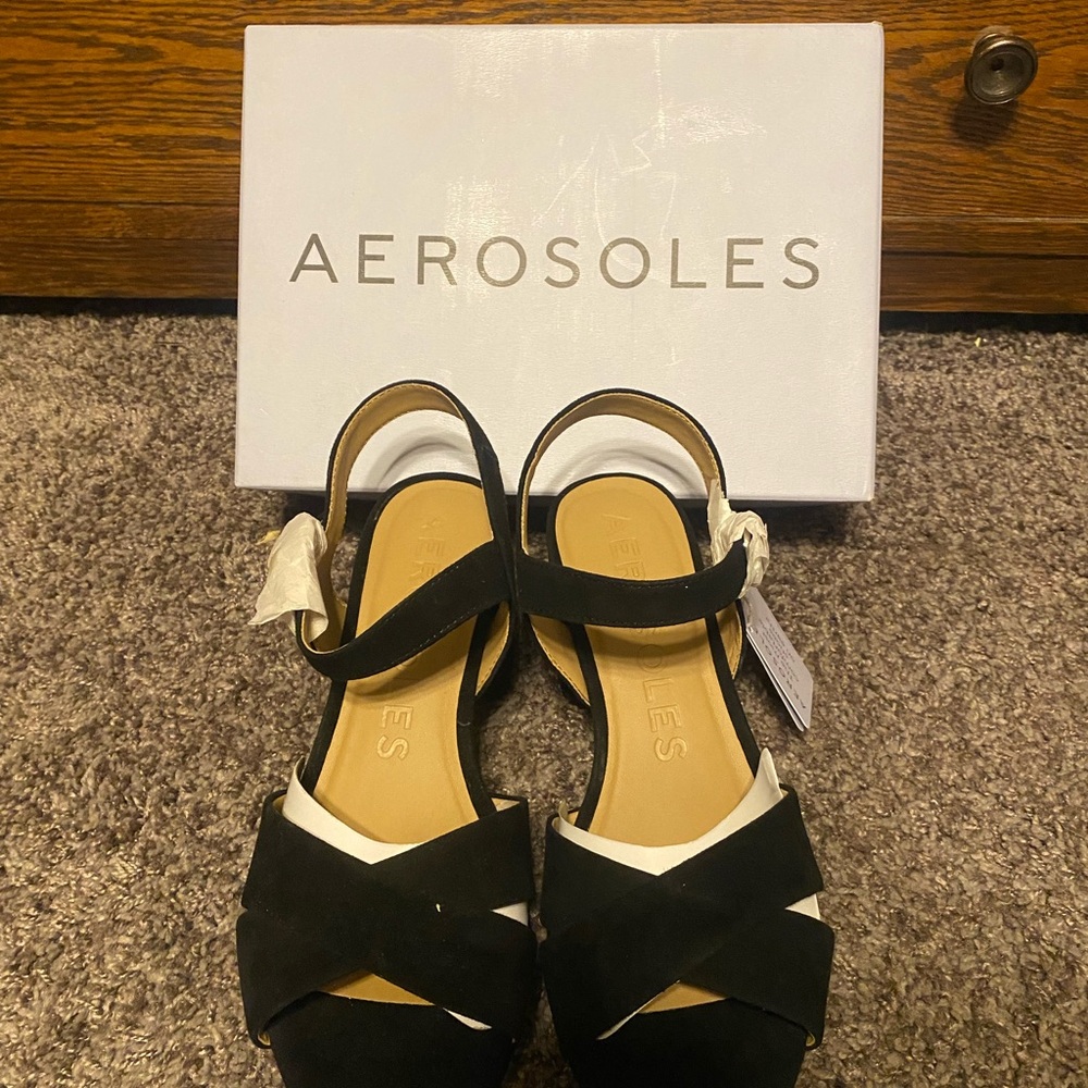AEROSOLES Black and White Women's Sandals